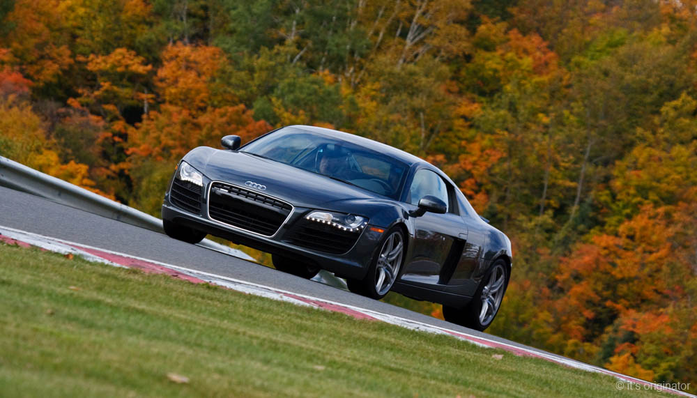 DougP_AudiR8_7x14